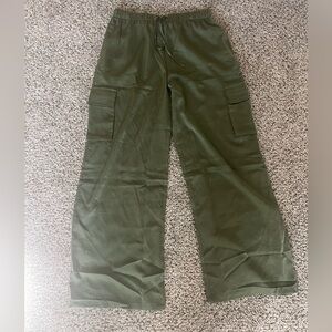 NWT Olive Silk Cargo Pants